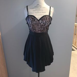 Bebe Semi-Formal Dress w Light Pink Bodice Size S